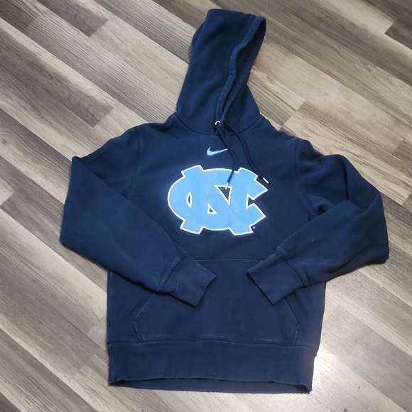 Nike Vintage Nike  ‘North Carolina Tar Heels’ Hoodie Size SMALL UNISEX - Picture 1 of 3